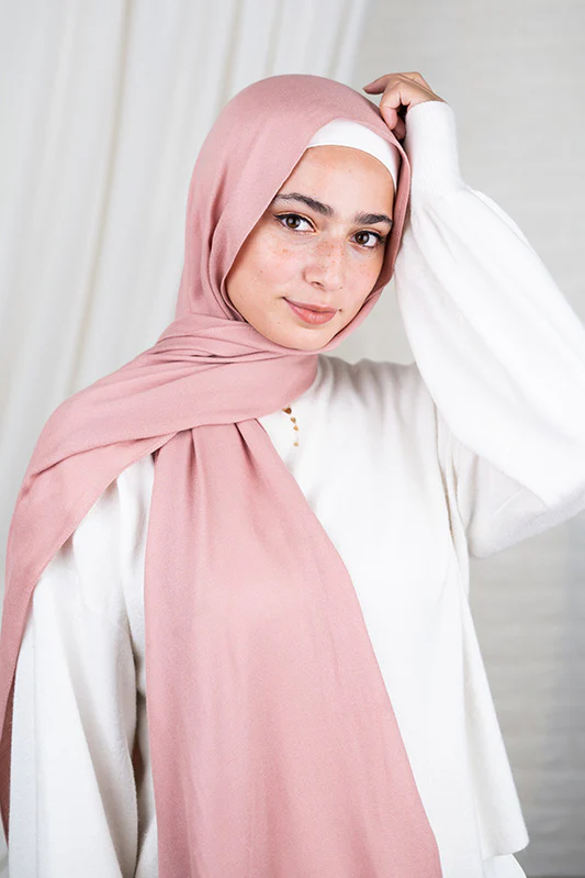 Blush Elegance - Image 18