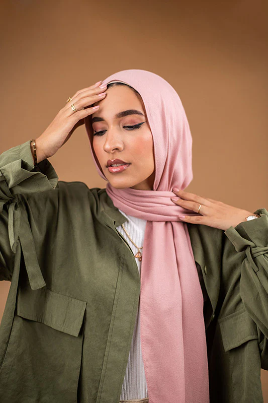 Blush Elegance - Image 9