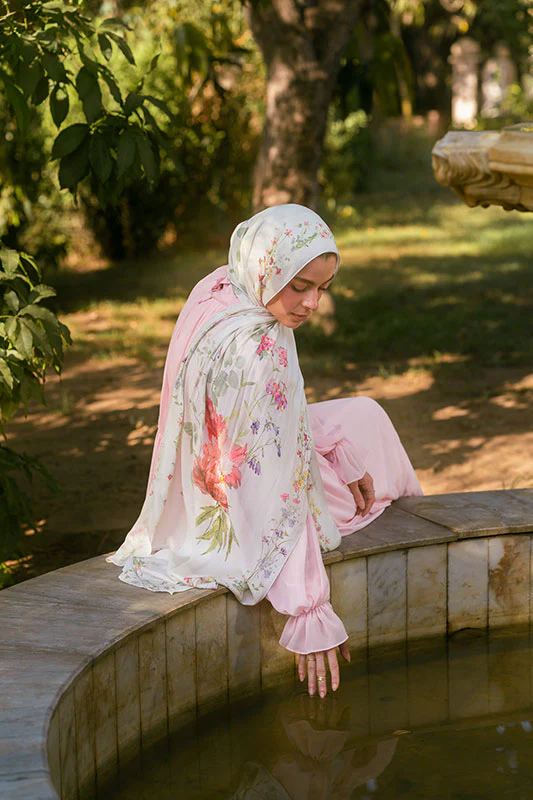 Camellia - Image 10