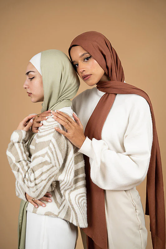 Chocolate Elegance - Image 13