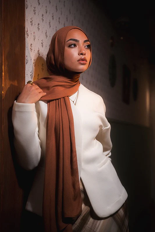 Cinnamon Elegance - Image 3