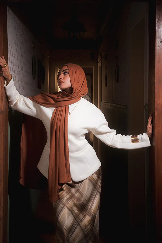 Cinnamon Elegance - Image 7