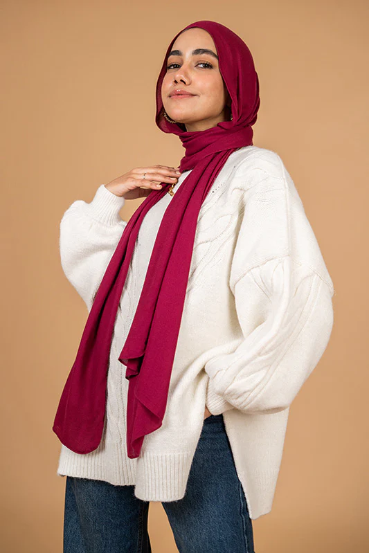 Cranberry Elegance - Image 9