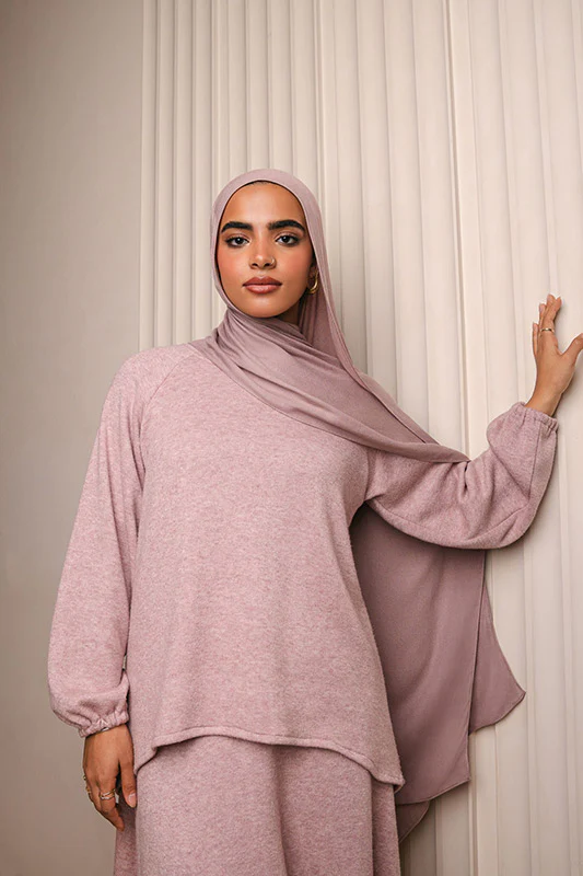 Dusty Lilac Elegance - Image 3