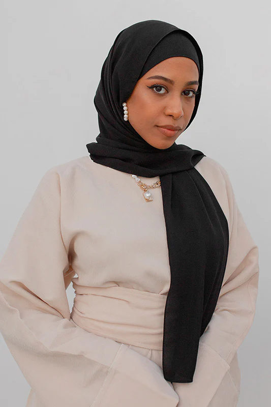Effortless Black - Image 2