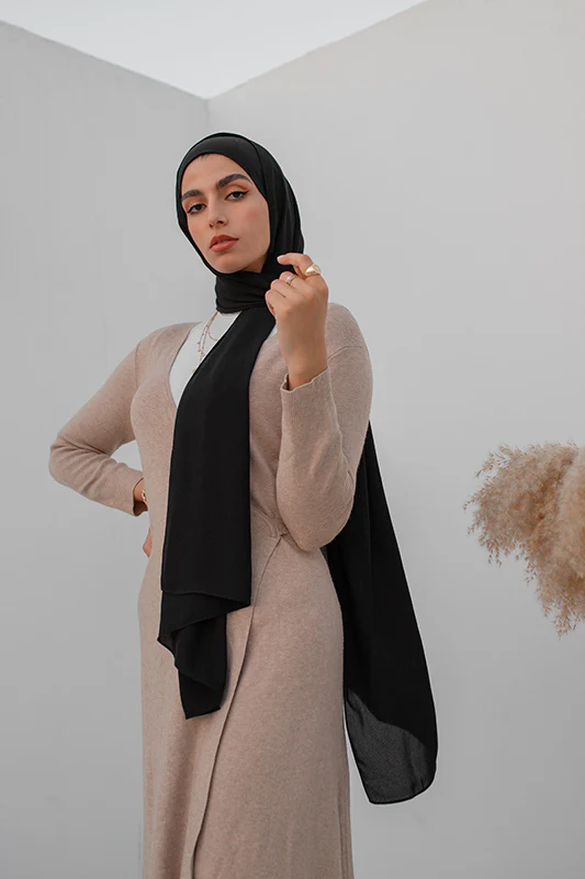 Effortless Black - Image 5