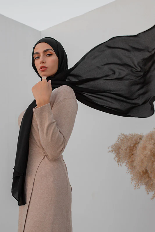 Effortless Black - Image 6