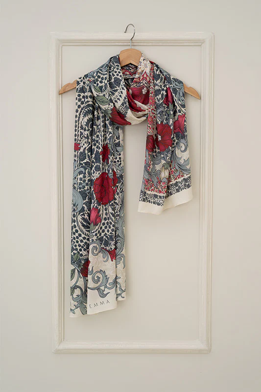 Enchanted Roses in Modal - Image 8
