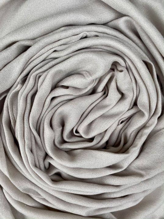 Grey Elegance - Image 13
