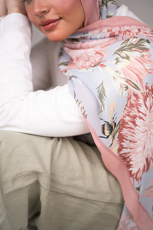 Honey Blooms in Chiffon - Image 7