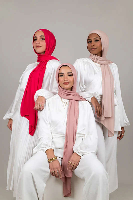 Hot Pink Elegance - Image 10