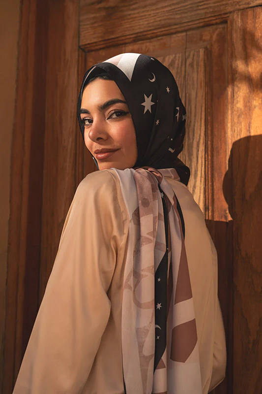 Layal in Satin - Image 10