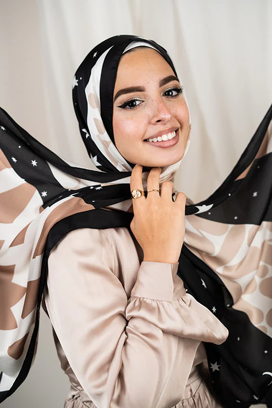 Layal in Satin - Image 2