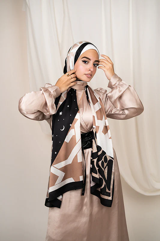 Layal in Satin - Image 9