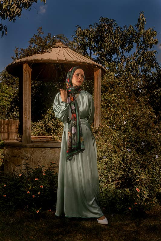 Leo Diva in Satin - Image 19
