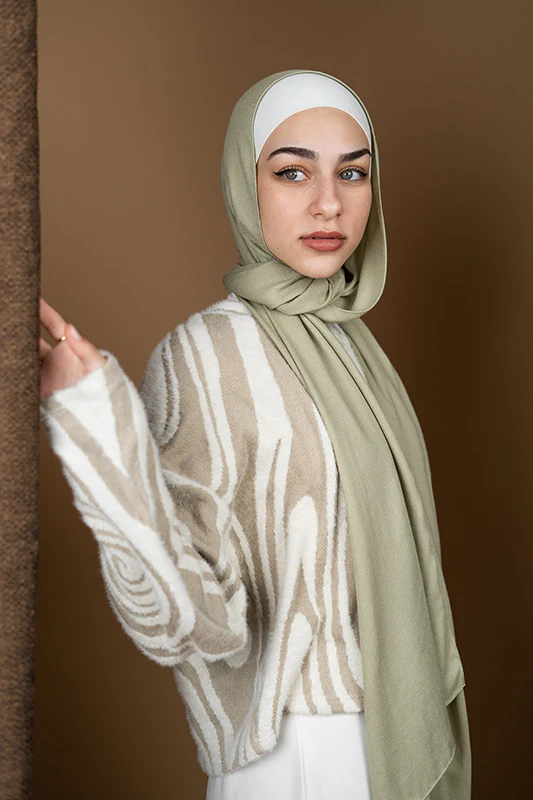 Sage Elegance - Image 3