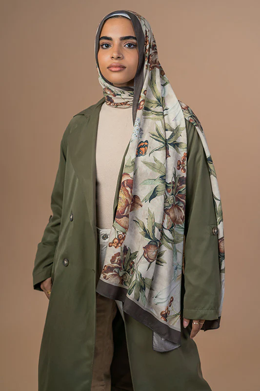 Zeina in Modal - Image 6